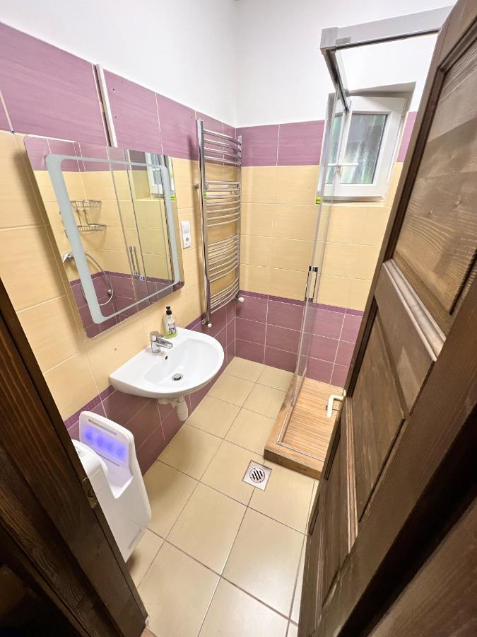 Feher Galamb Apartman Gyál Exterior foto